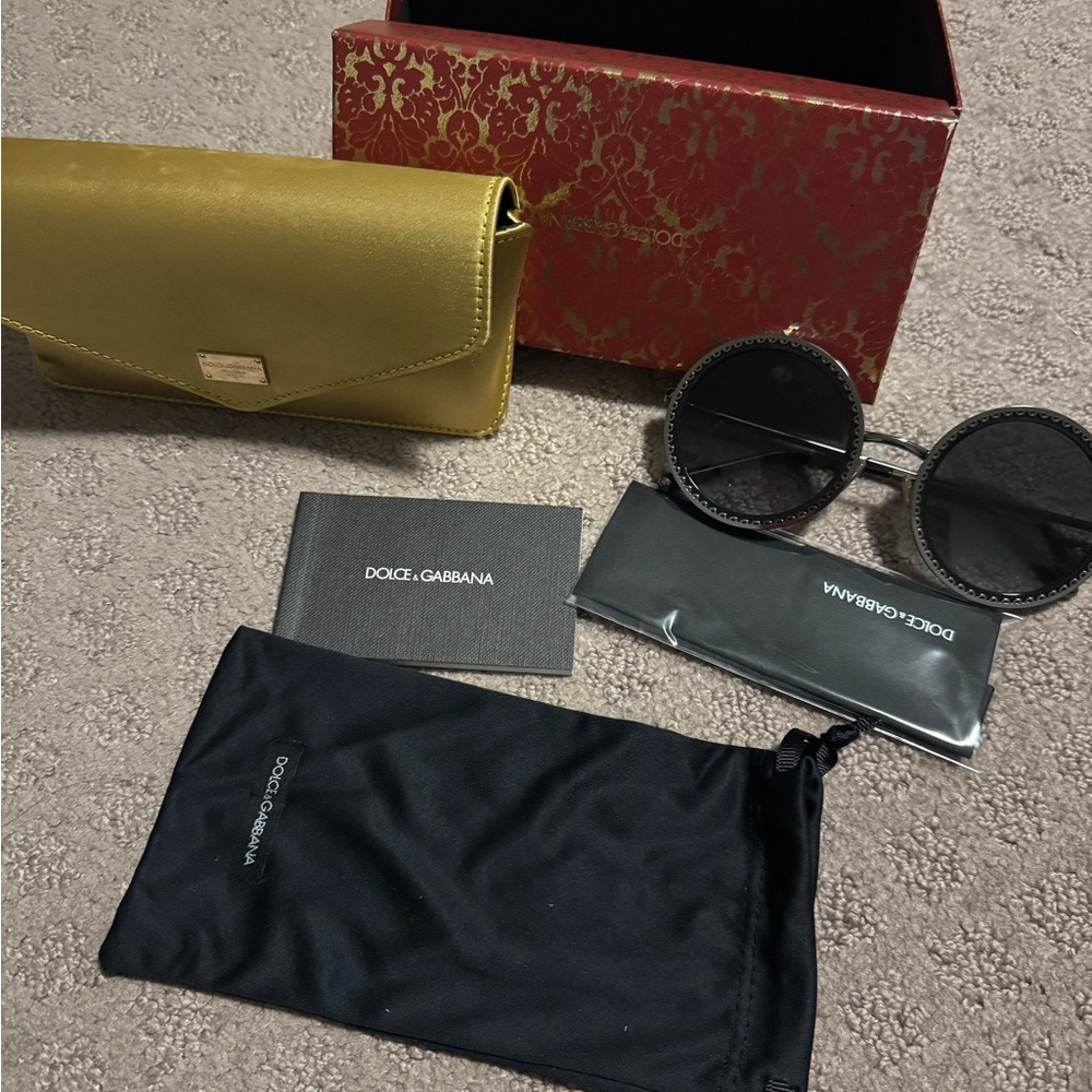 Dolce & Gabbana Gold Wallet Elegant Leather Design